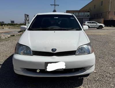Toyota Platz 1.0 Total Genuine
