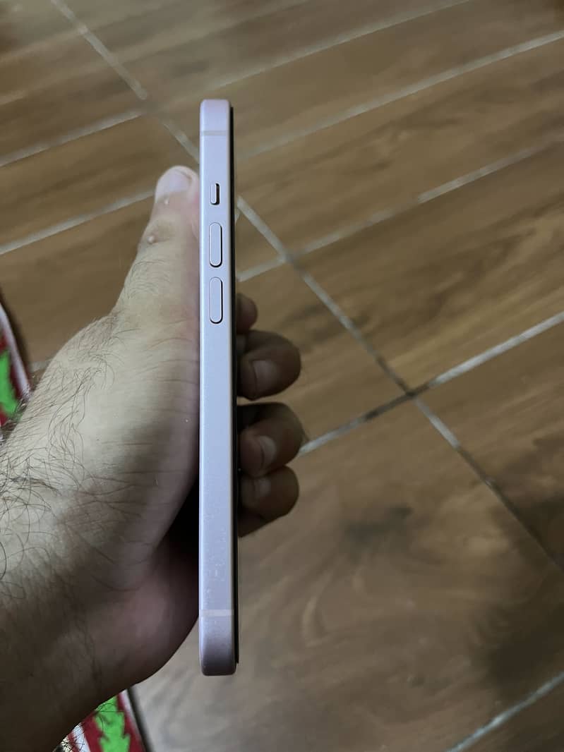 Apple iPhone 15 0
