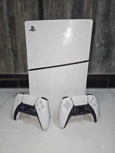 Sony PS5 Disc Edition + 2 Dual sense Controllers + Tekken 8 Game