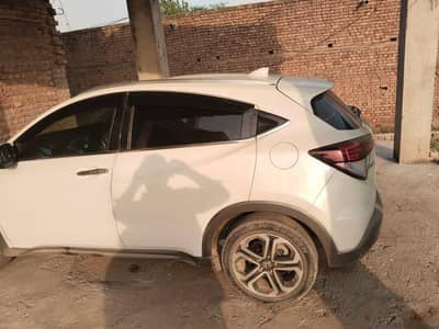 Honda Vezel 2016