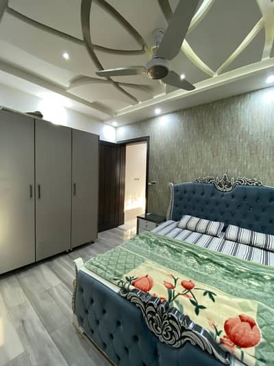 Bahria Town Phase 5 Fully Furnish House For Rent