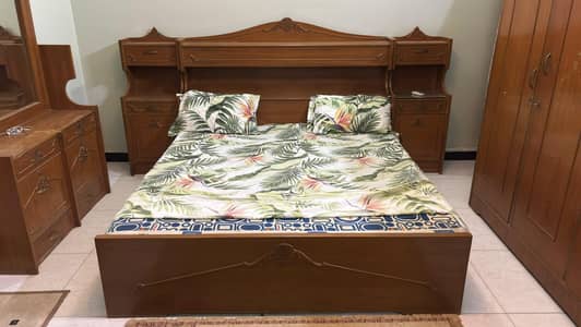 Complete Bed Set