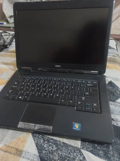 Dell Latitude E5440 || 8gb Ram || 500gb HDD || 256gb SSD
