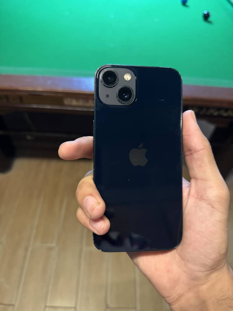 Apple iPhone 13 1