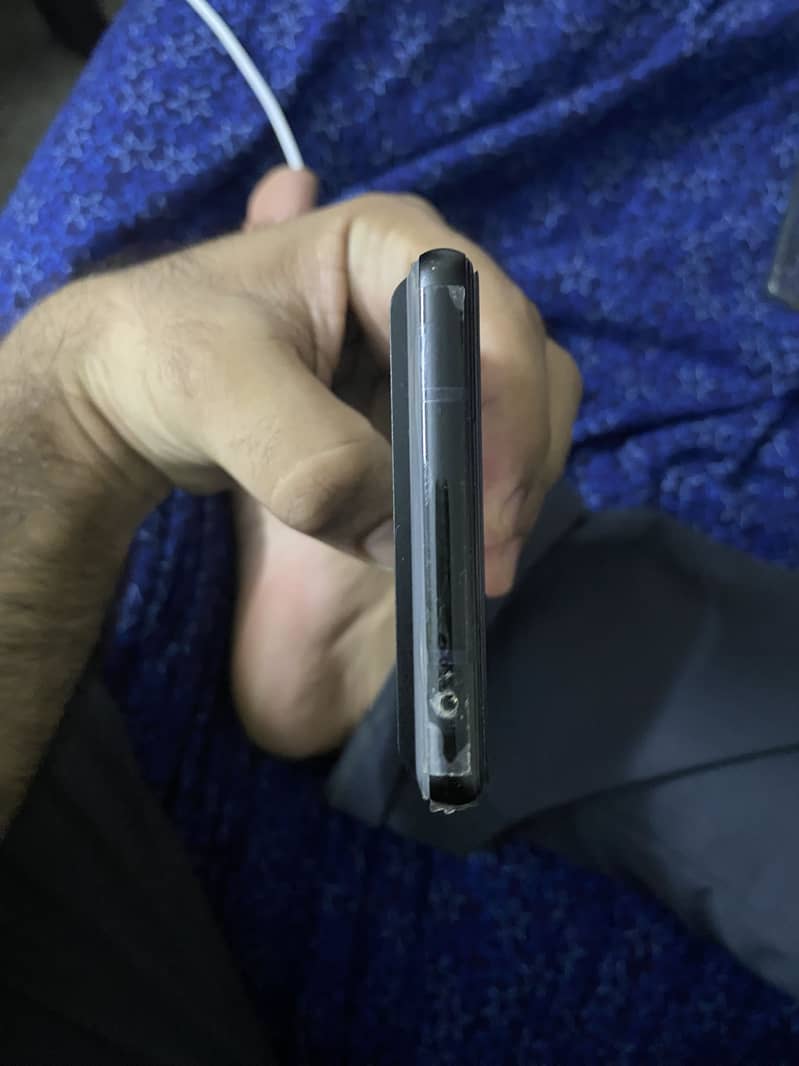 Google Pixel 6 4