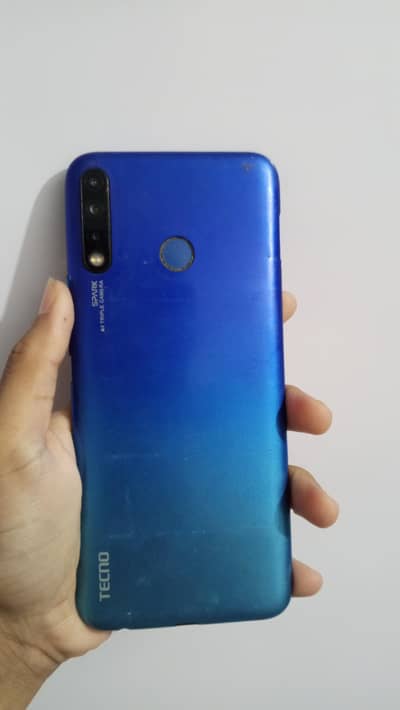 Tecno Spark 4