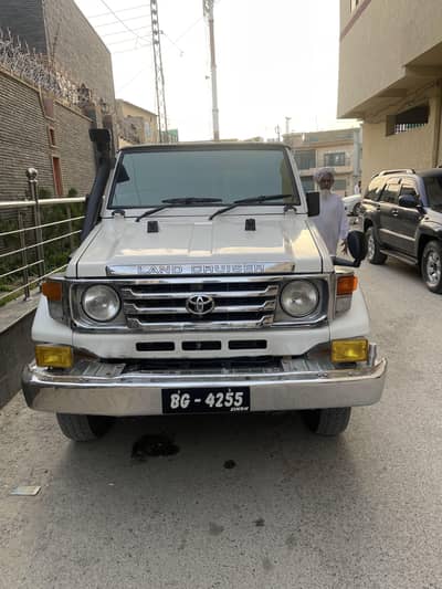 Toyota Land Cruiser 1990