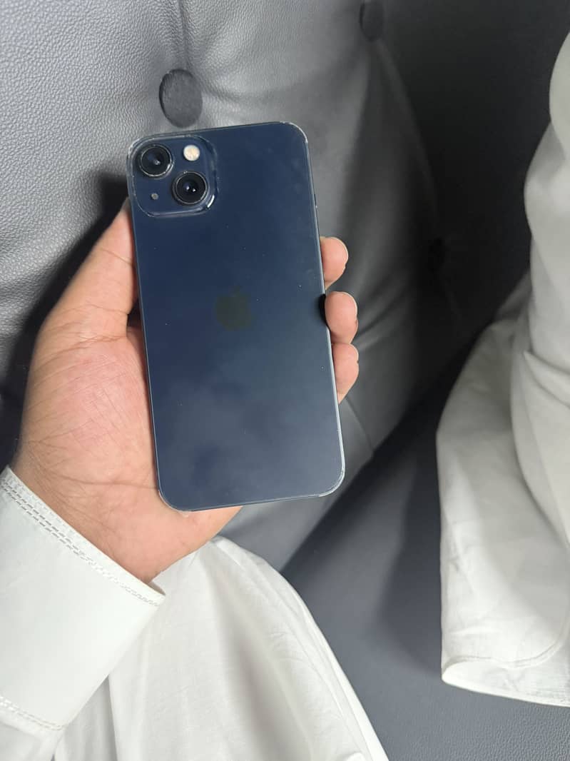 Apple iPhone 13 2