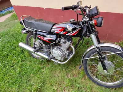 urgent sale 2008 modal 125. .