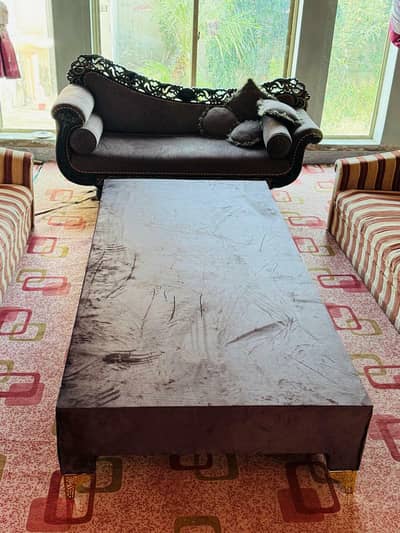 84×43 inches Dinning table velvet poshing