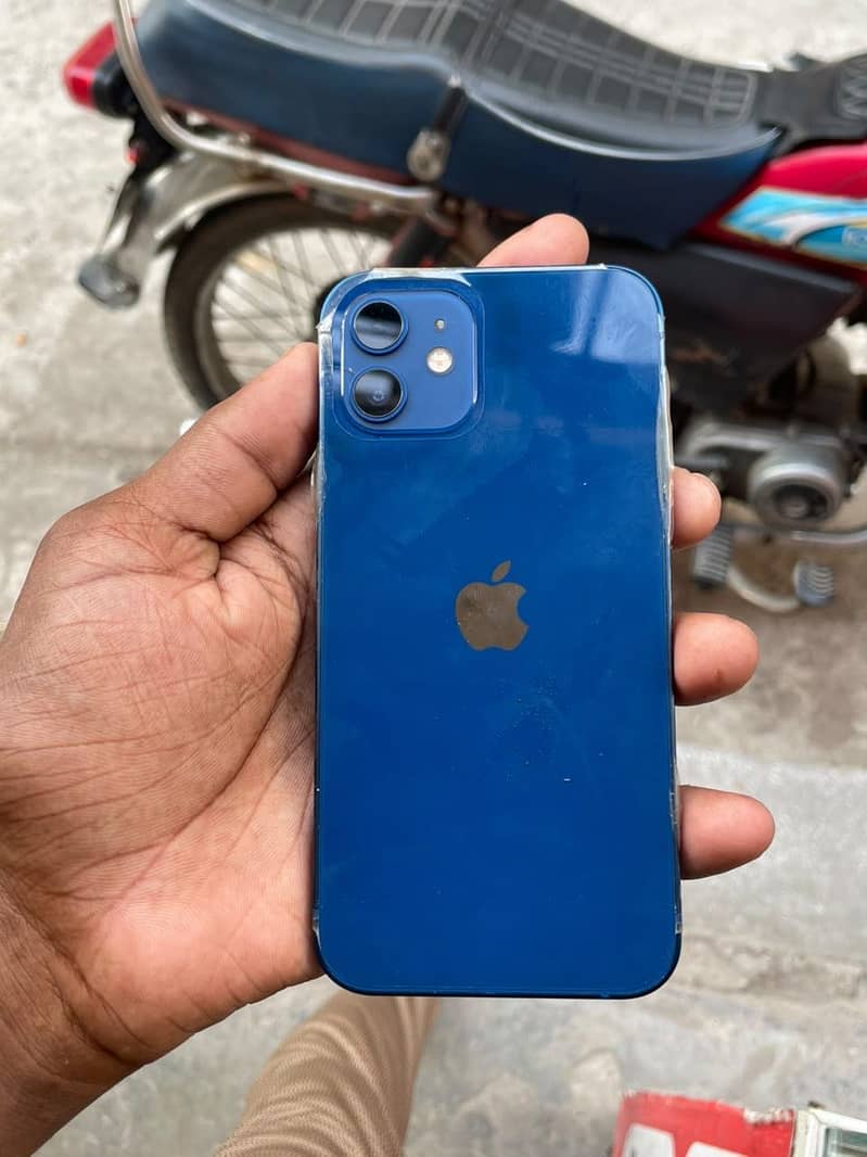 Apple iPhone 12 0