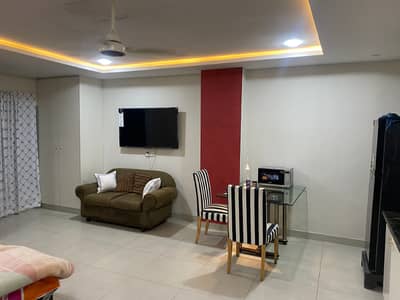 FURNISHED CORNER APARTMENT FLAT AT CDA B BLOCK -MARKAZ B-17