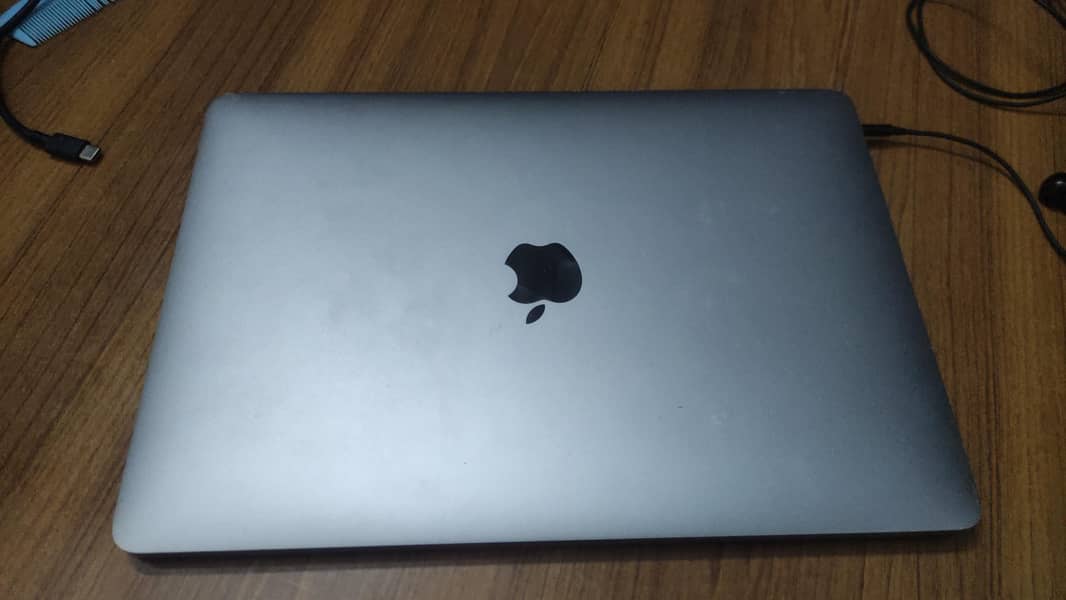 Macbook pro 2017 2