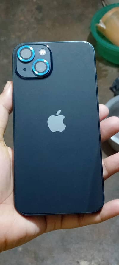 Apple iPhone 13