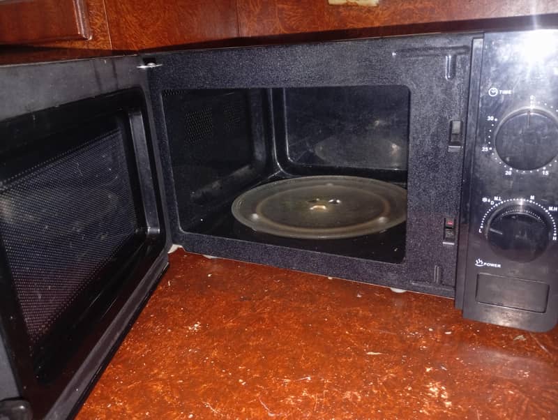 microwave used 3