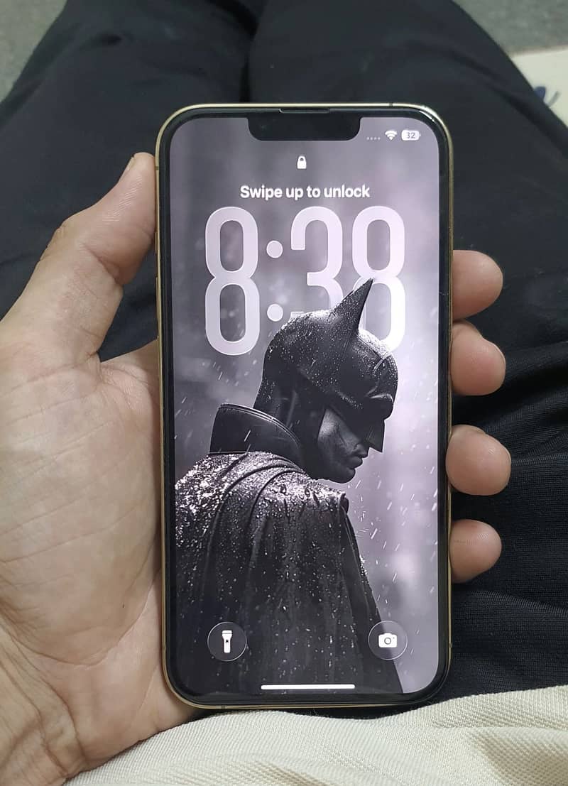 iPhone 13 Pro 4