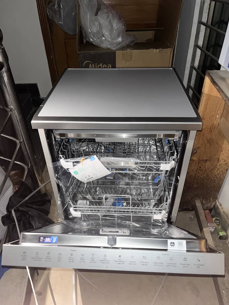 Midea Dishwasher 1