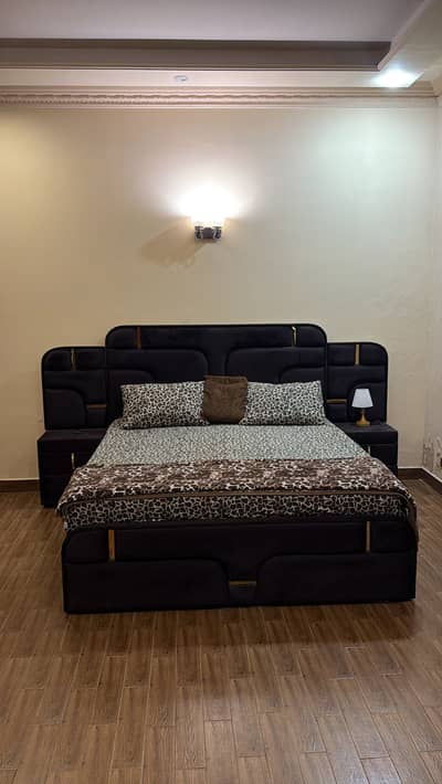 #velvet #bed #kingbed #black