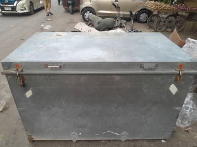 full size Mazboot Metal Storage Box / Sandook – Used