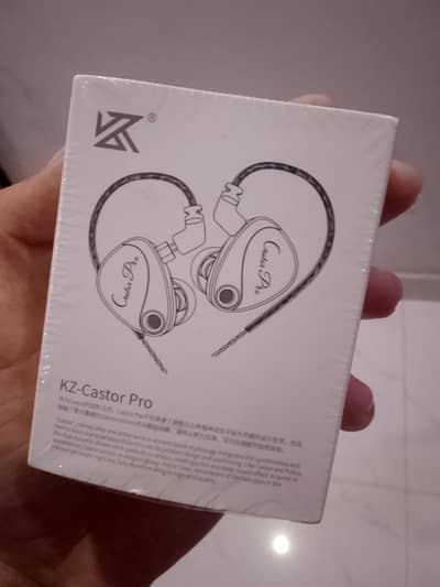 KZ castor pro (IEMs)