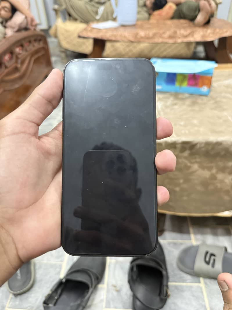Apple iPhone 15 Pro Max 5