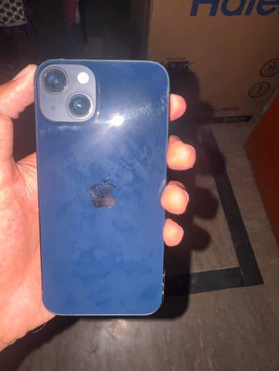 Apple iPhone 13