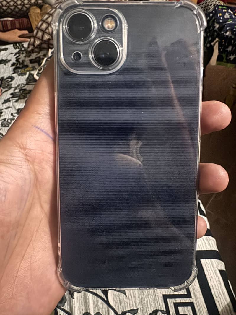 Apple iPhone 13 2