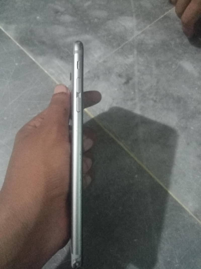 Apple iPhone 6S Plus 3