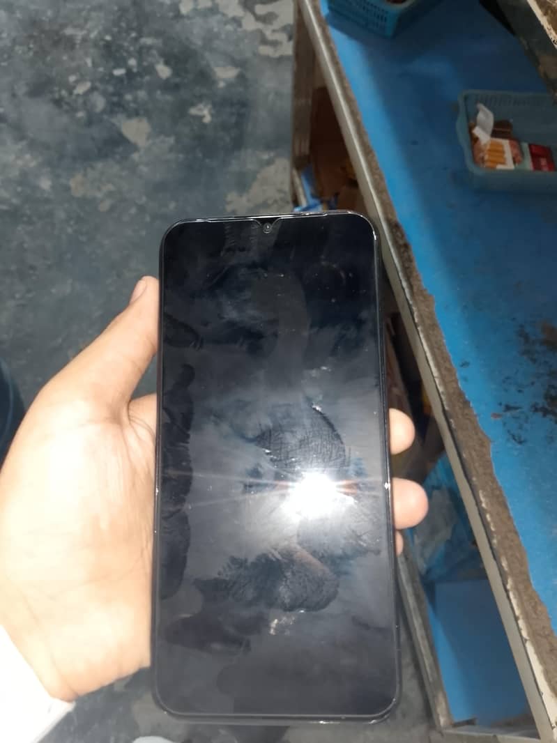 OPPO A6c 1