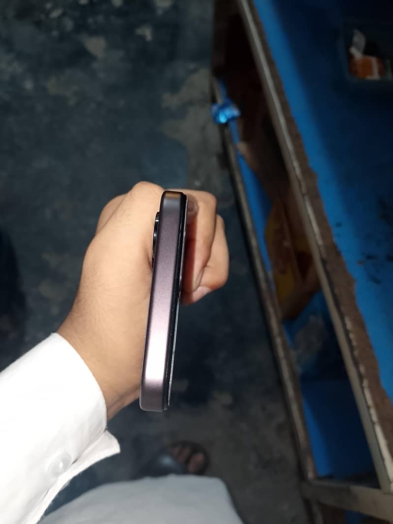 OPPO A6c 3