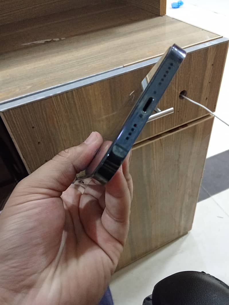 Apple iPhone 12 Pro Max 2