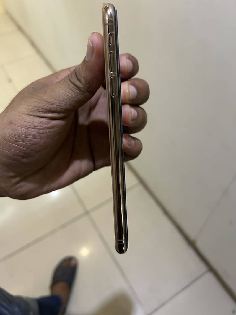iPhone 4