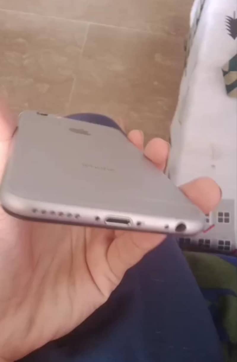 Apple iPhone 6 3