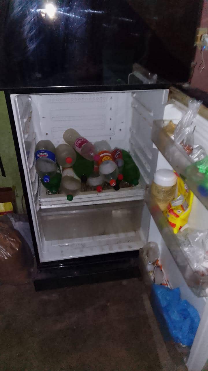 refrigerator 3