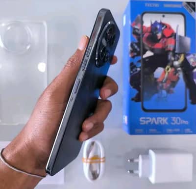 Tecno SPARK 30 Pro