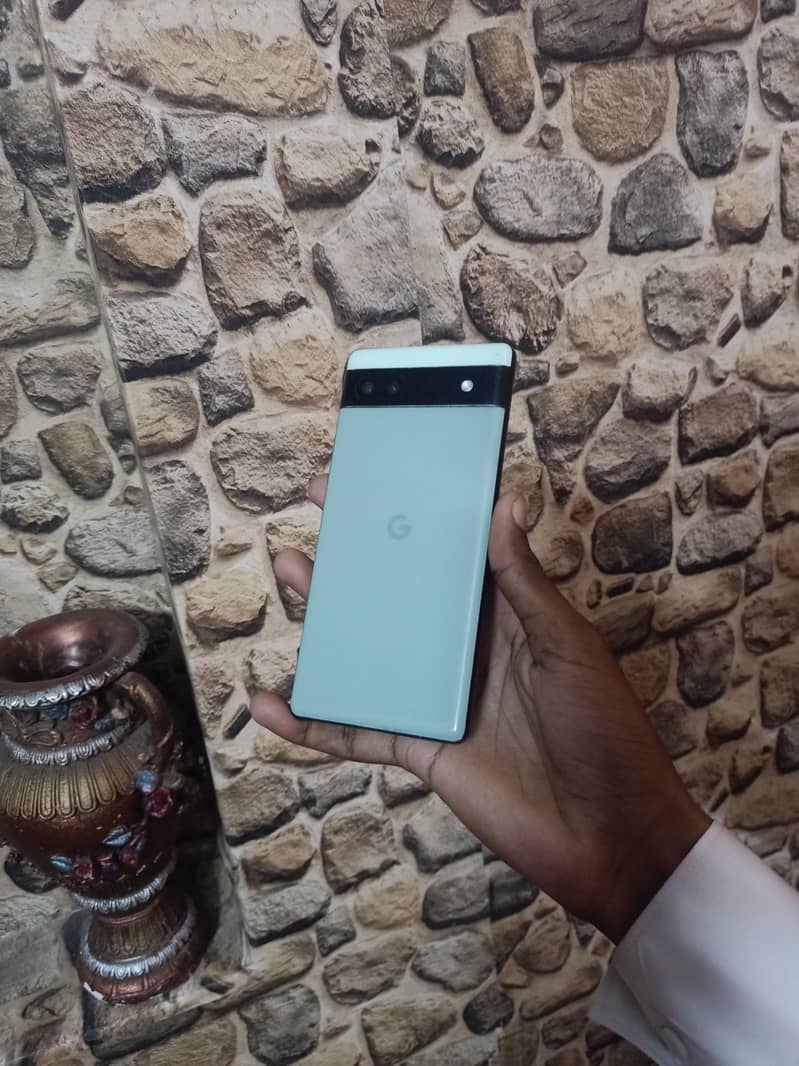 Google Pixel 6a 0