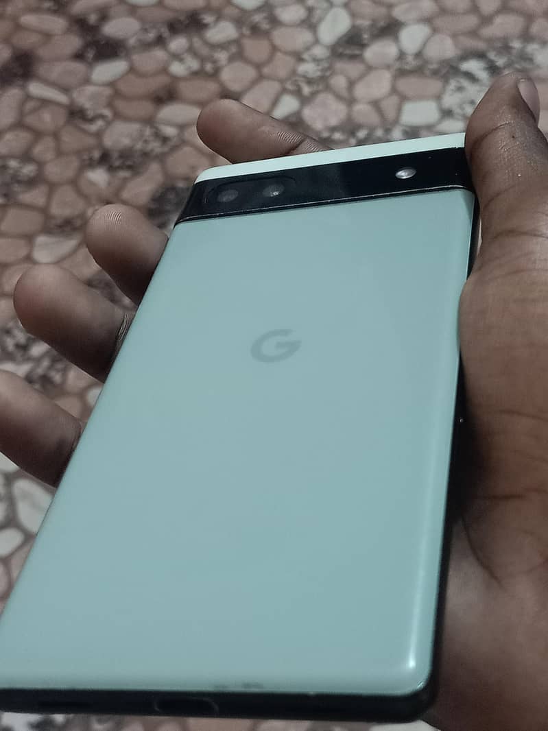 Google Pixel 6a 11
