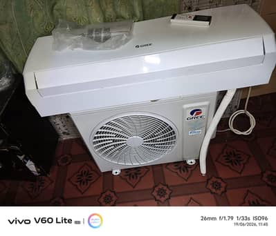 Gree 1.5 Ton Inverter (Heat&cool)