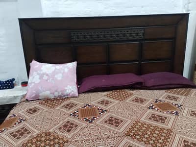 king size bed side tables with spring mattress