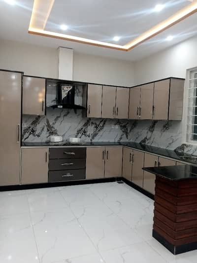 40*80 Brand New Ground Portion In Pwd Nearly London Baker's