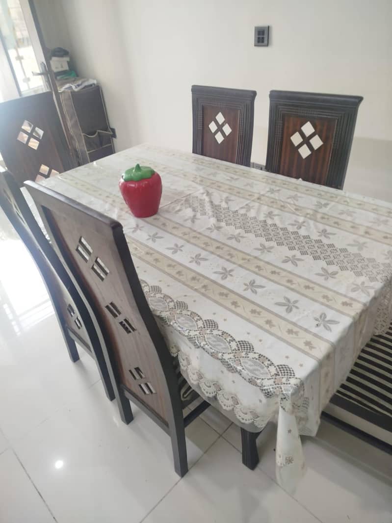 Dining Table with chairs 1