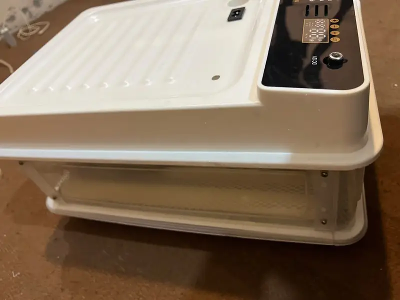 Egg Incubator 25-30 eggs capacity Imported Incubator 100% — photo 4