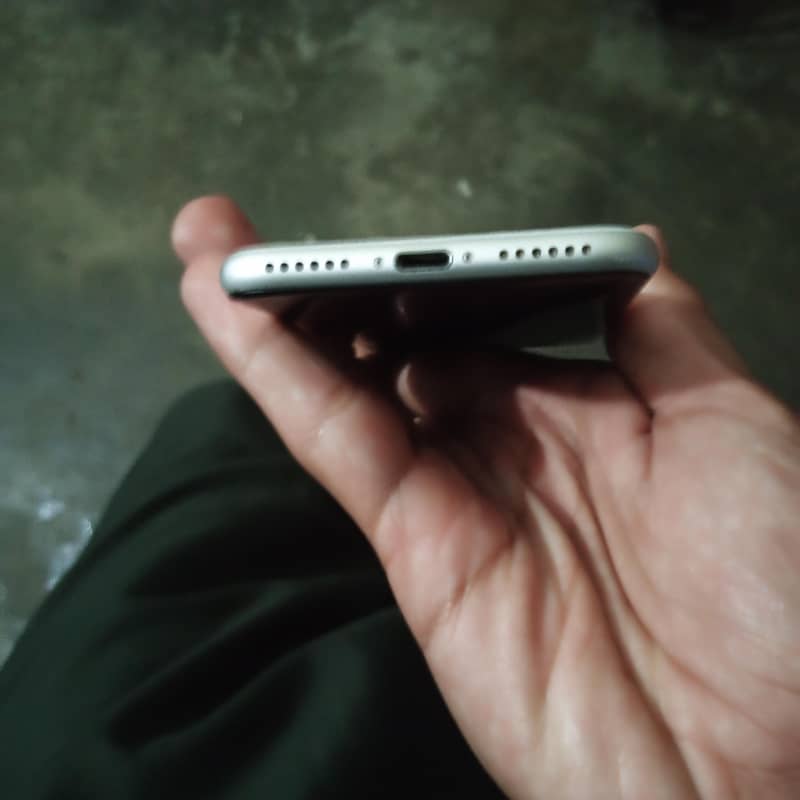 Apple iPhone SE 5