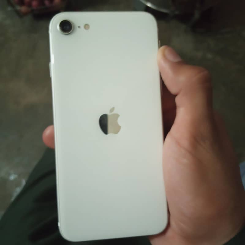 Apple iPhone SE 8