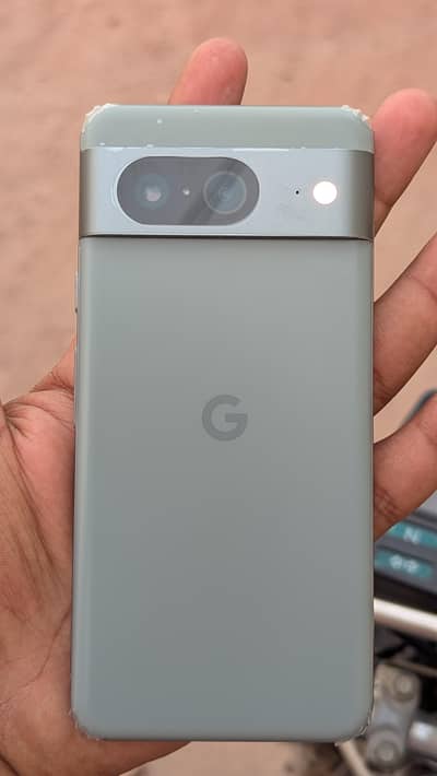 Google Pixel 8