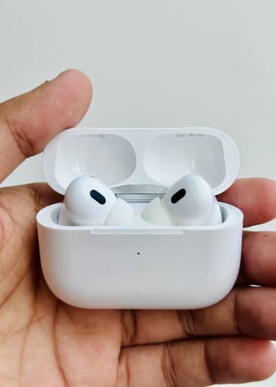 Apple AirPods Pro (2nd Generation)