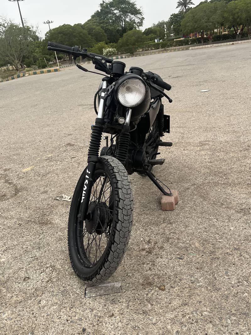 CAFE RACER 6