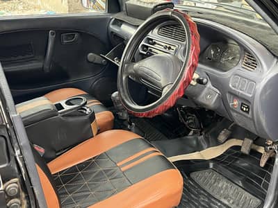 Daihatsu Cuore 2012