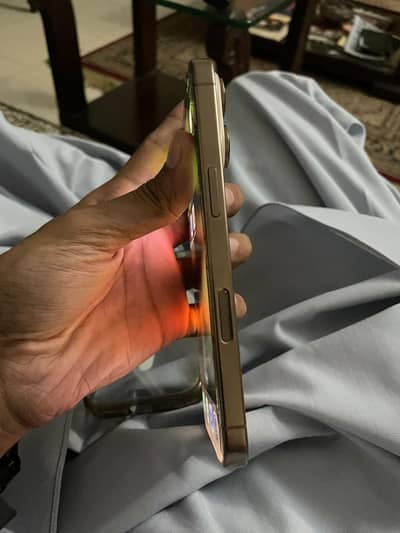 Apple iPhone 16 Pro desert 128
