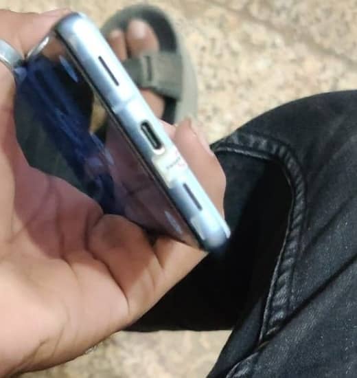 Google Pixel 7a 5